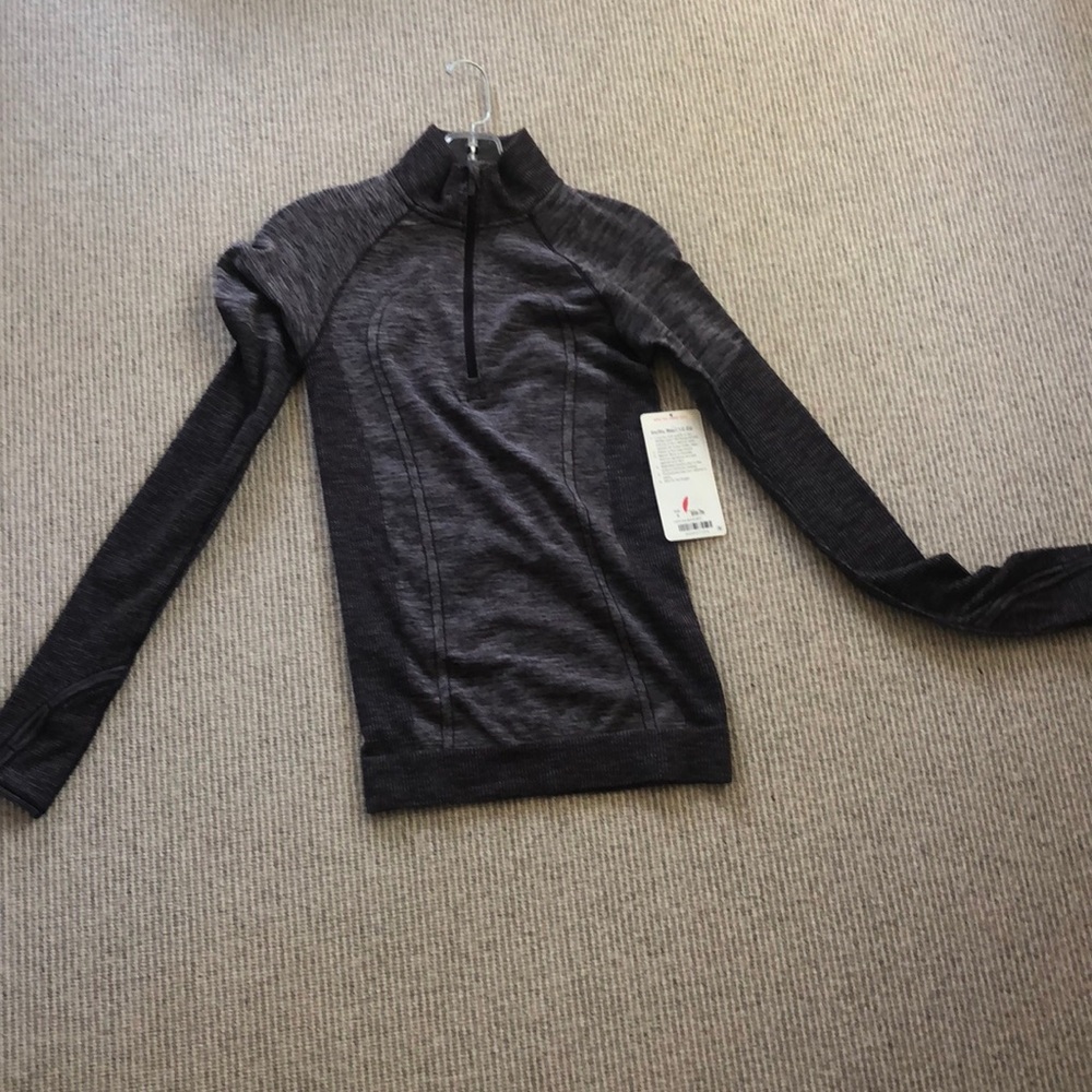 Lulu lemon pull over